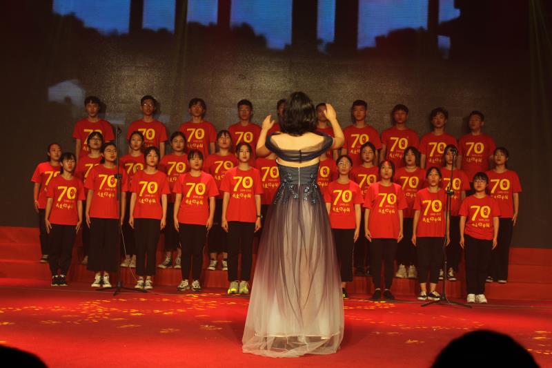 福建工程学院举办庆祝中华人民共和国成立70周年合唱