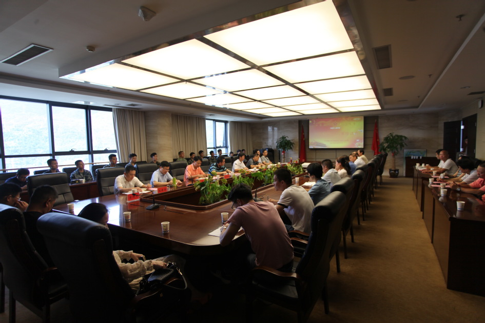 座谈会现场 座谈会现场